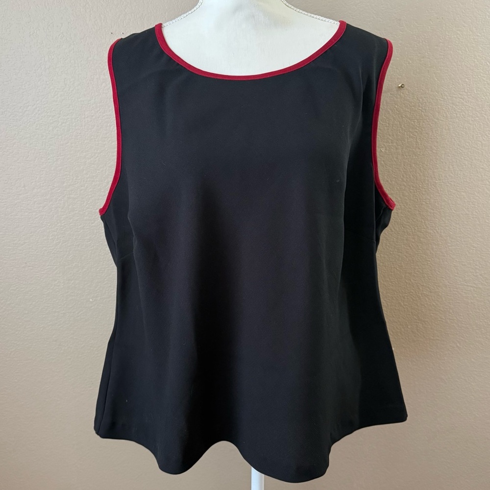 Black with red trim sleeveless top size 22W